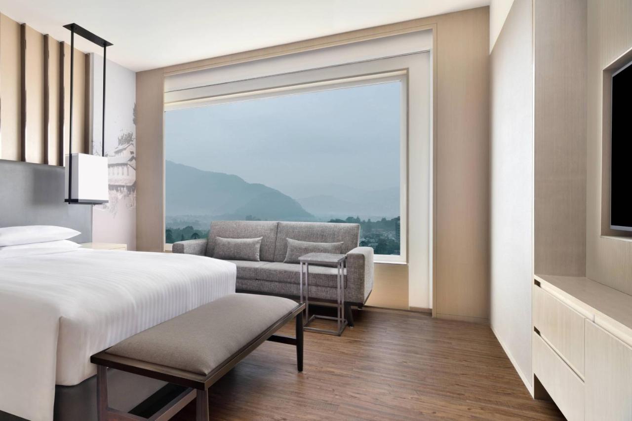 Kathmandu Marriott Hotel מראה חיצוני תמונה